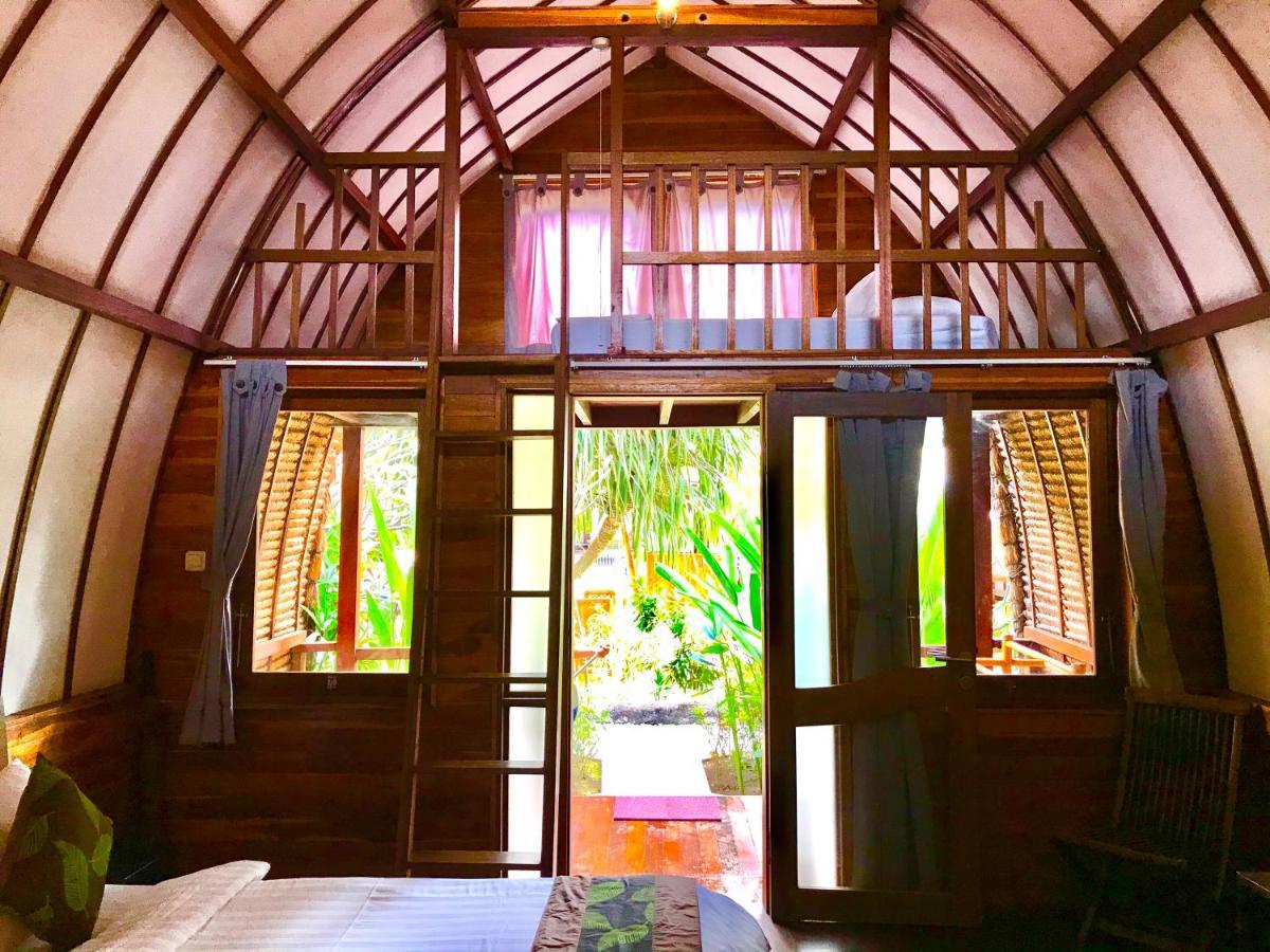 Cotton Tree Cottages Gili Trawangan Buitenkant foto