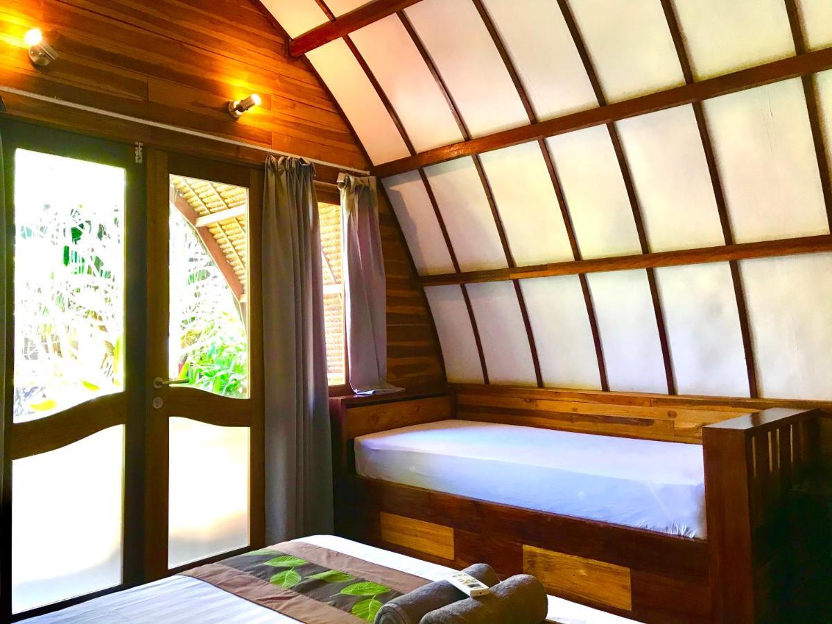 Cotton Tree Cottages Gili Trawangan Buitenkant foto