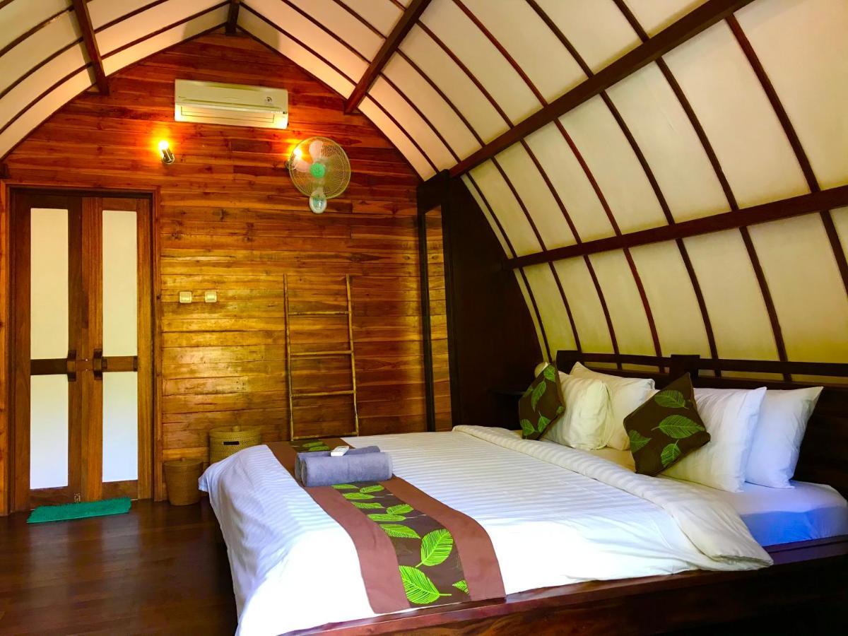 Cotton Tree Cottages Gili Trawangan Buitenkant foto