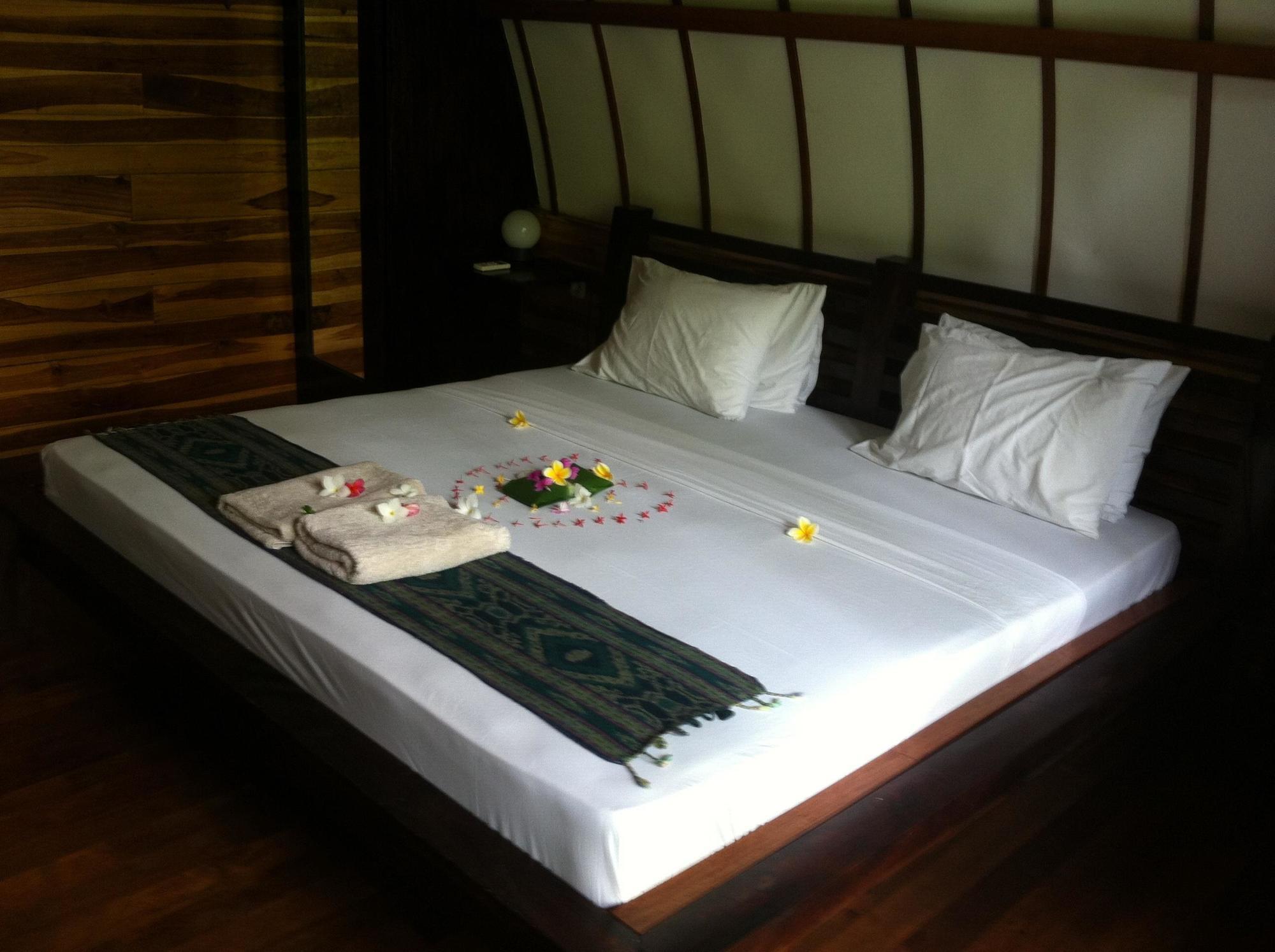 Cotton Tree Cottages Gili Trawangan Buitenkant foto