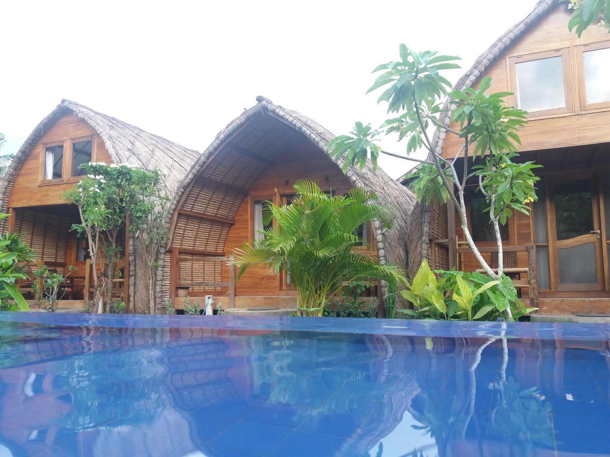 Cotton Tree Cottages Gili Trawangan Buitenkant foto